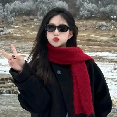 怪物就在我们之间封面